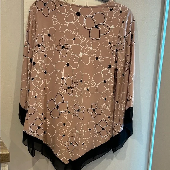 Alfani Floral Blouse - Rose and Black - Picture 4 of 5
